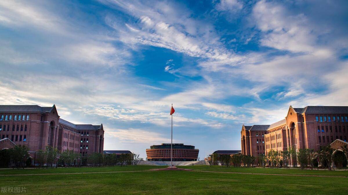 上海建桥学院第一，南昌理工学院第五 来源: 校友会大学排名 发布于：吉林省