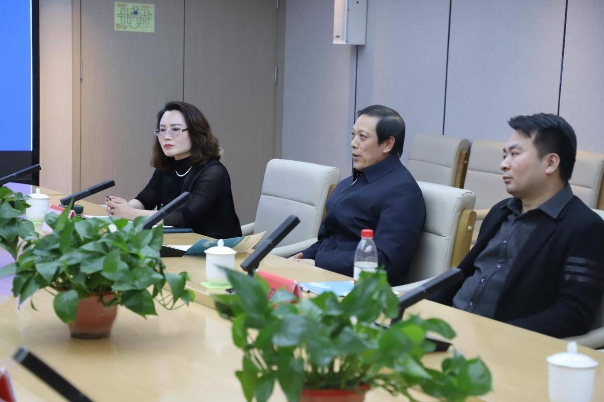 中国关心下一代健康体育基金会一行到访山东济视明医疗科技有限公司研讨 第2张