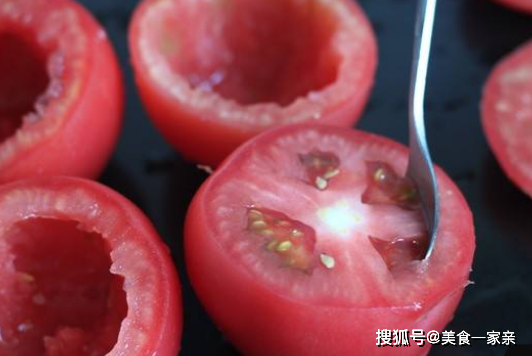 西红柿这样的做法很少见，简单易学，调节肠胃助消化！
