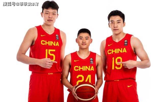中国男篮12人短训名单出炉：杨瀚森、林崴领衔，乔帅选人太严谨了