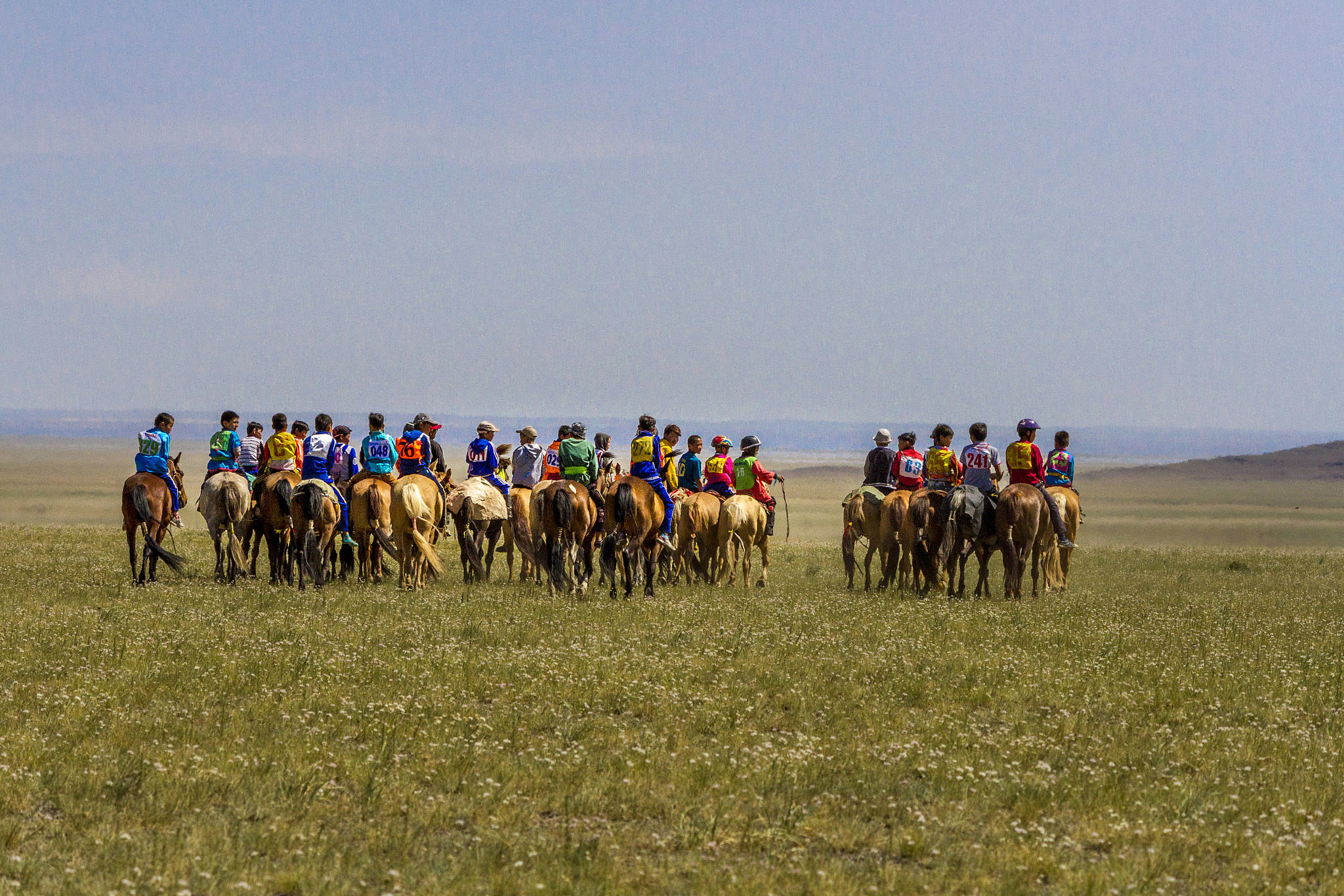 内蒙古推出400余项旅游活动：如何平衡旅游开发与生态保护的关系，你如何看