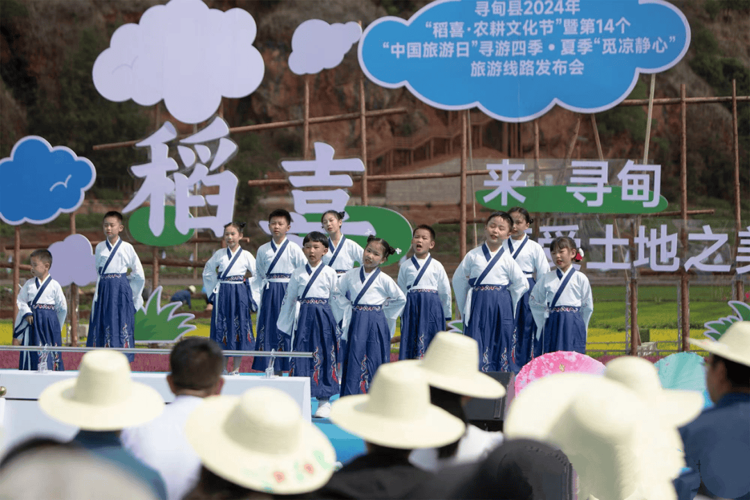 抖音：一肖一码免费,公开-陕西府谷县：多元丰富供给  让文化服务温润心田、有力量