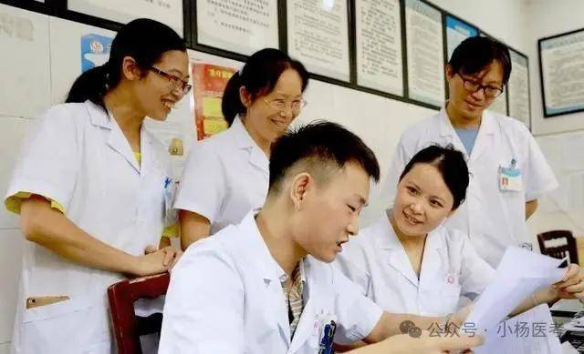 2024年山东高考报名人数出炉！考生多少分才能学医学？分数不够如何学医