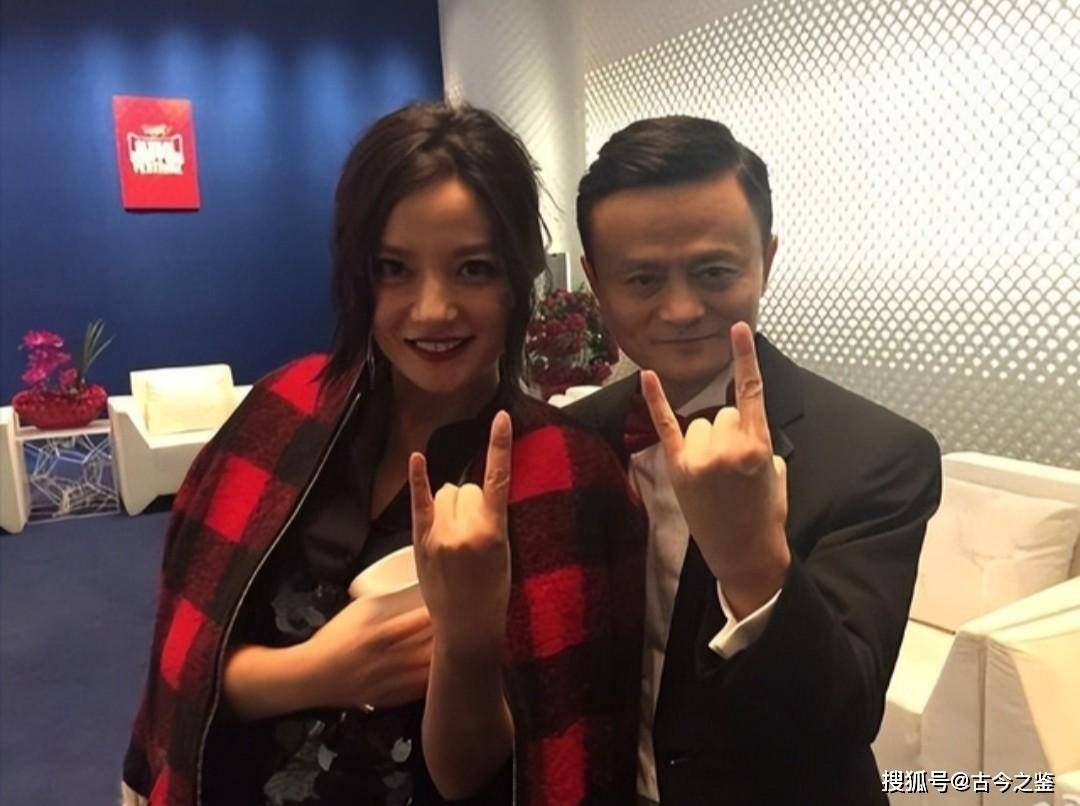 原创赵薇竟公然亲日辱华！更严重的是她的罪行不止于此，怪不得被封杀