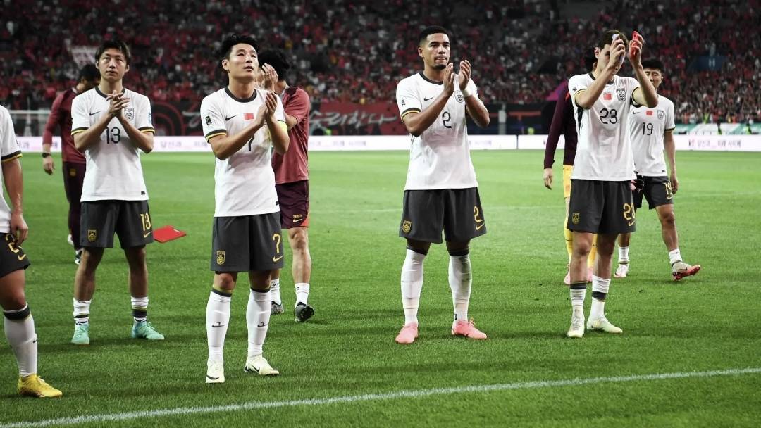 输球也能晋级！新加坡拼命为中国国足延续了2026世预赛之旅！