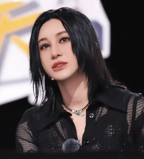 尚雯婕不坐飞机只因高铁能办公,通宵达旦太疯狂!-尚雯婕演出