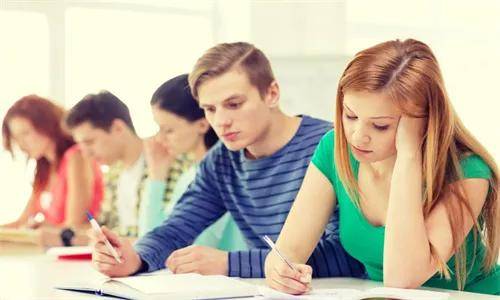 到美国留学费用要多少？小白别错过！乐鱼体育- 乐鱼体育官网- APP世界杯指定平台