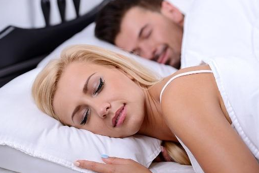 男人经常“裸睡”，身体可能会产生这3个“变化”，你中招了吗？