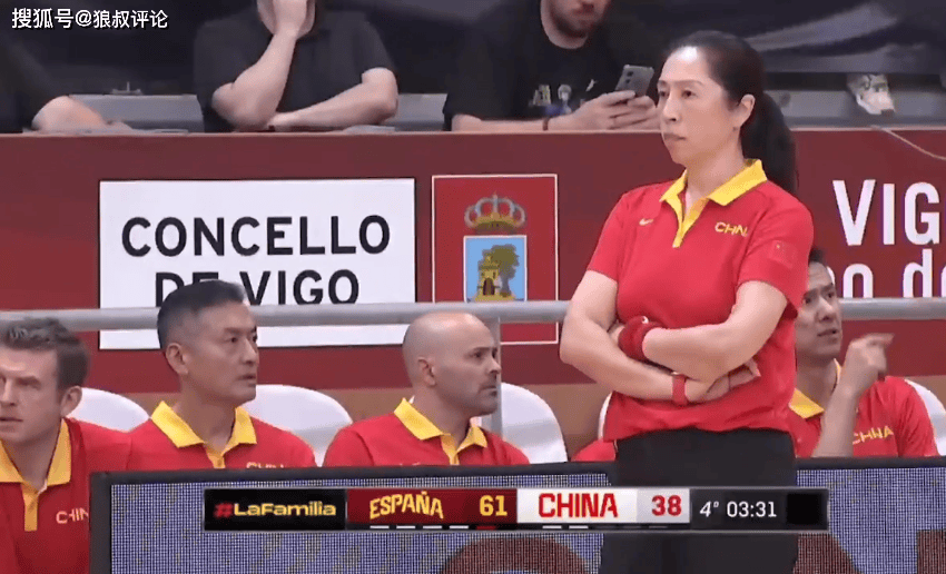 24分惨败西班牙！中国女篮第四节被打懵 韩旭16+6成遮羞布