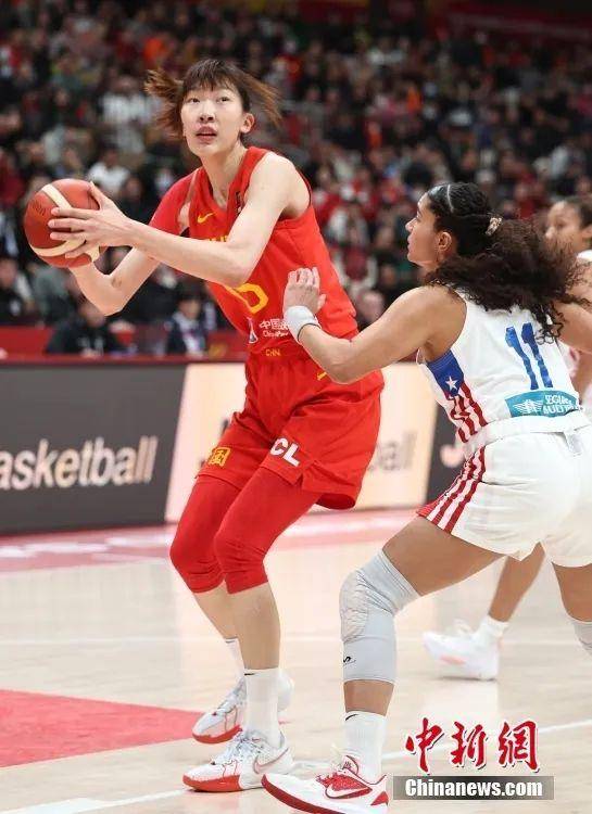 令人担忧！中国女篮输给西班牙24分