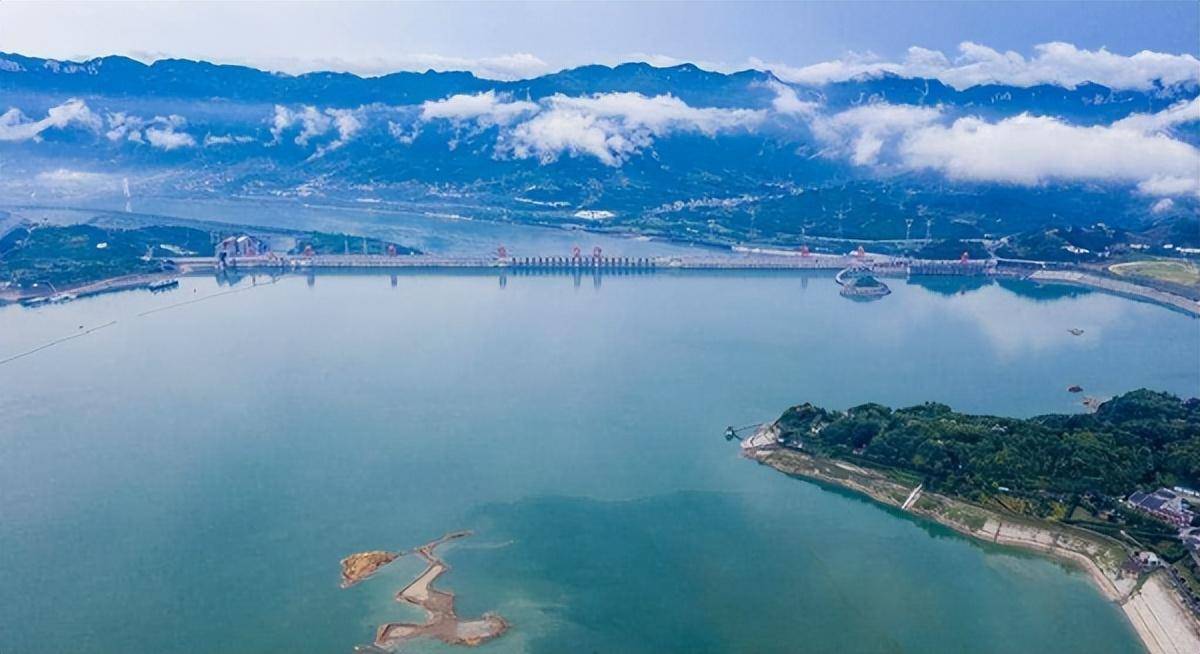 原创三峡大坝耗资高达2千亿，现在十几年过去，到底带来了多少利润？