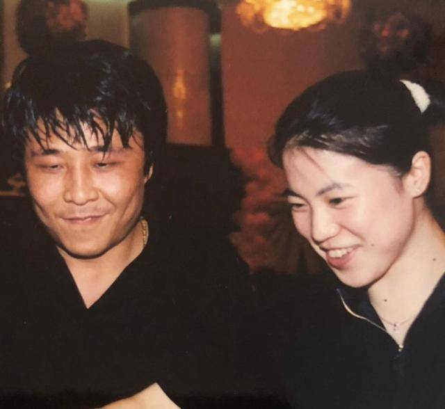 原创乒乓球奥运冠军王楠的幸福人生，和她生命里深爱的一个重要男人