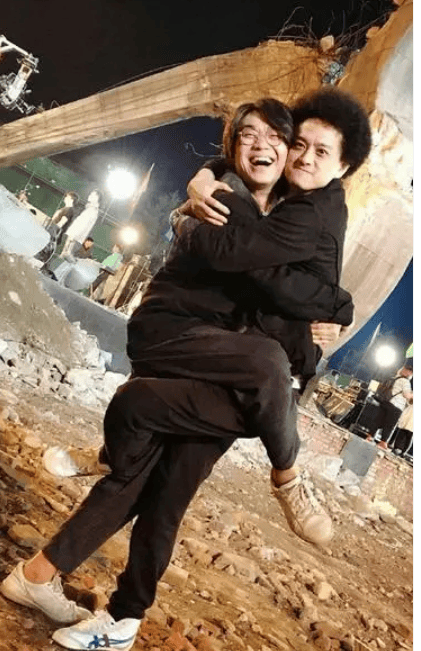 死亡不是终点，大鹏为赵英俊高举话筒，声音一出瞬间泪崩