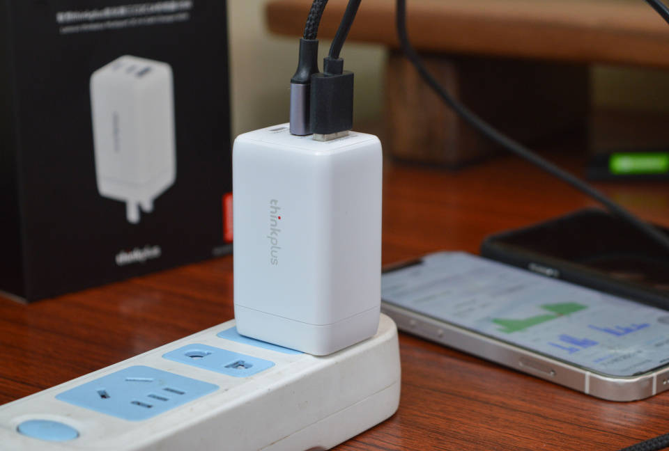 稳定可靠，小巧迷你:联想thinkplus 氮化镓三口65W充电器体验