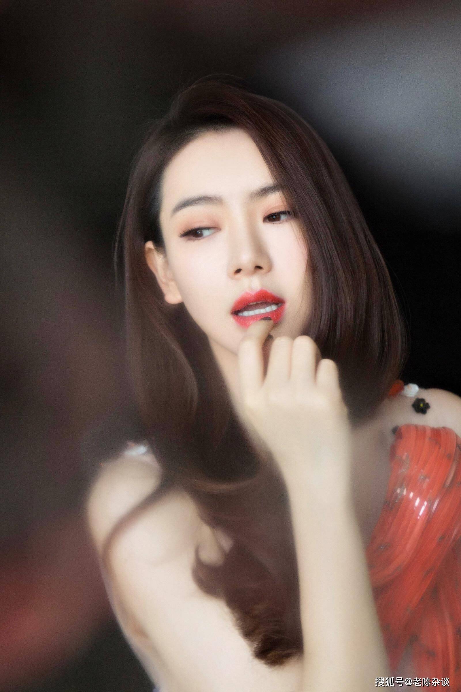 原创这谁顶的住啊！戚薇，身材竟然这么好吗？