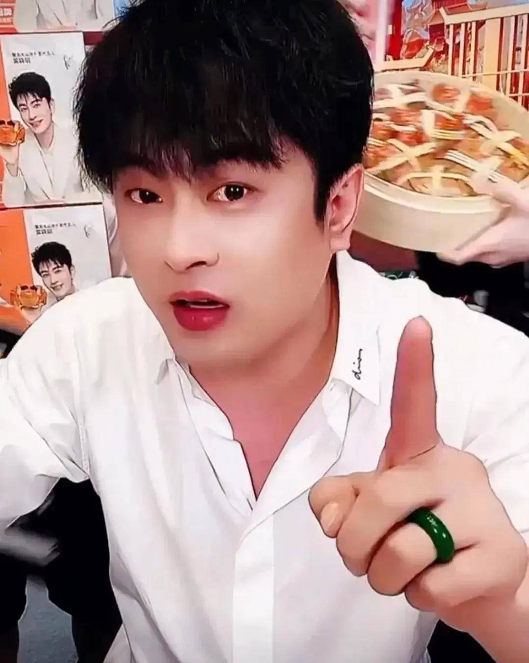 原创 散打哥确认,500万粉丝沫沫被捕,辛巴揭露内幕,三只羊深陷舆论-散打跟辛巴干仗原因