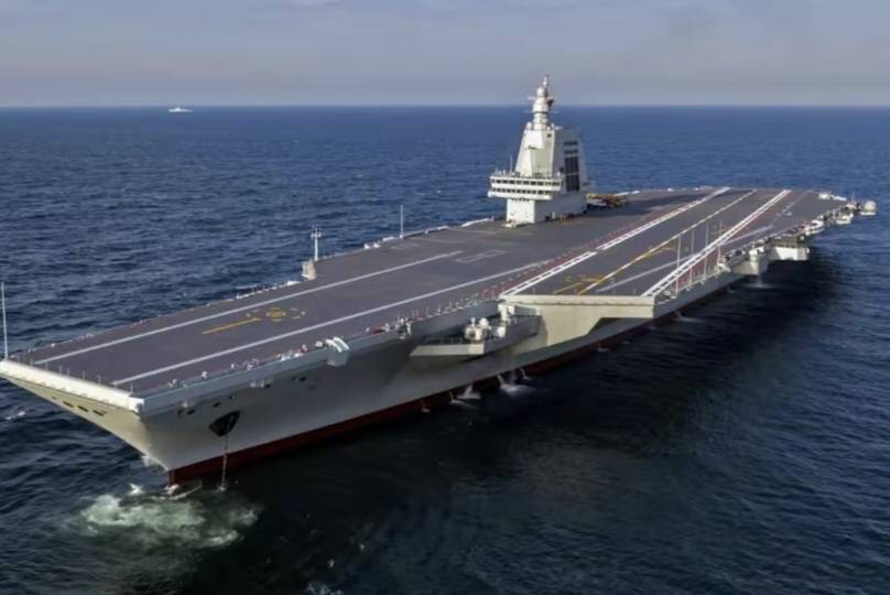 这才是全球最先进的航母,战力达辽宁舰6倍,而美军却笑不出 这才是全球最先进的航母,战力达辽宁舰6倍,而美军却笑不出