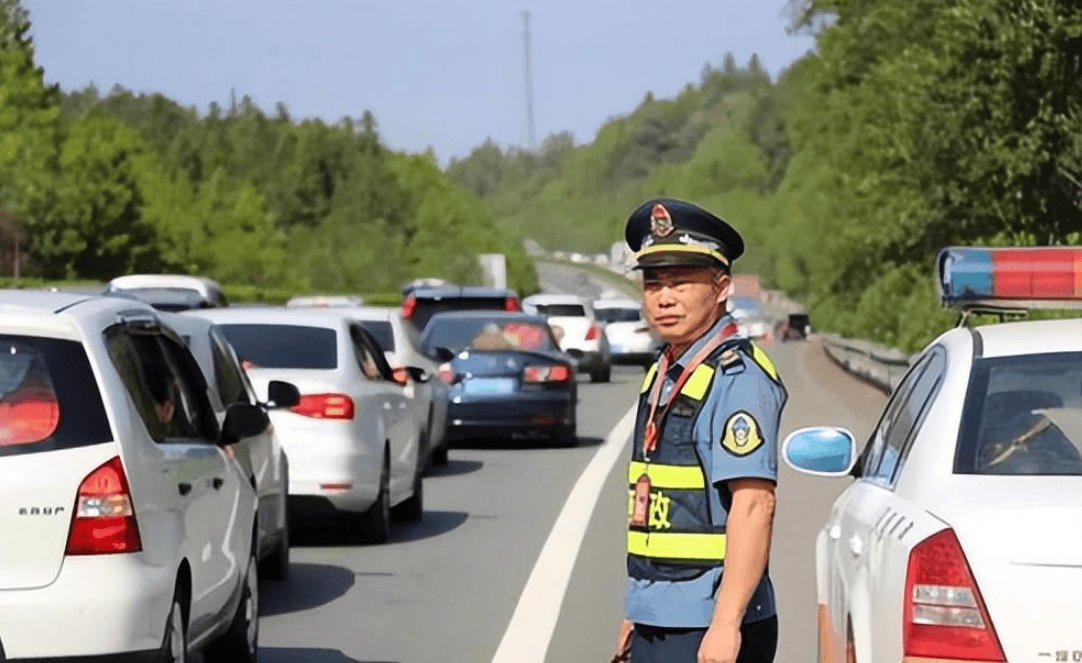 美嘉体育网址自驾游全攻略：打造完美旅程享受退休前最后的狂欢(图4)