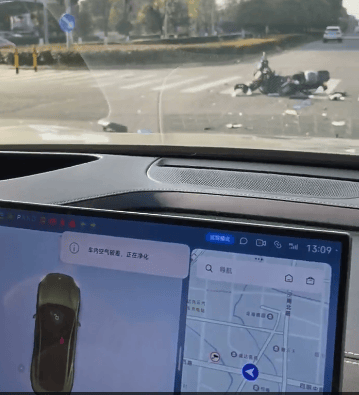 客户试驾小米汽车时撞上电瓶车，门店：车速40，对方闯红灯