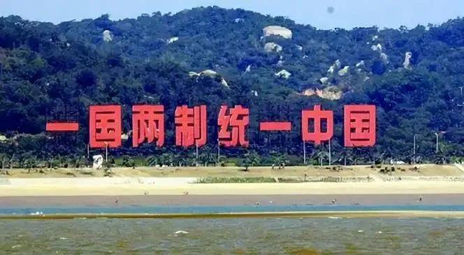 抗议开始了，全岛爆发“入党潮”，赖清德犯下大错，解放军第一时间行动