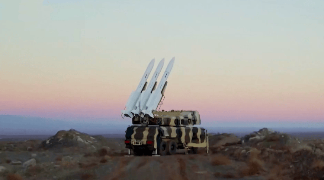 半个月3次袭击?胡塞出手果然又快又狠!这回美航母怕是扛不住了 半个月3次袭击?胡塞出手果然又快又狠!这回美航母怕是扛不住了