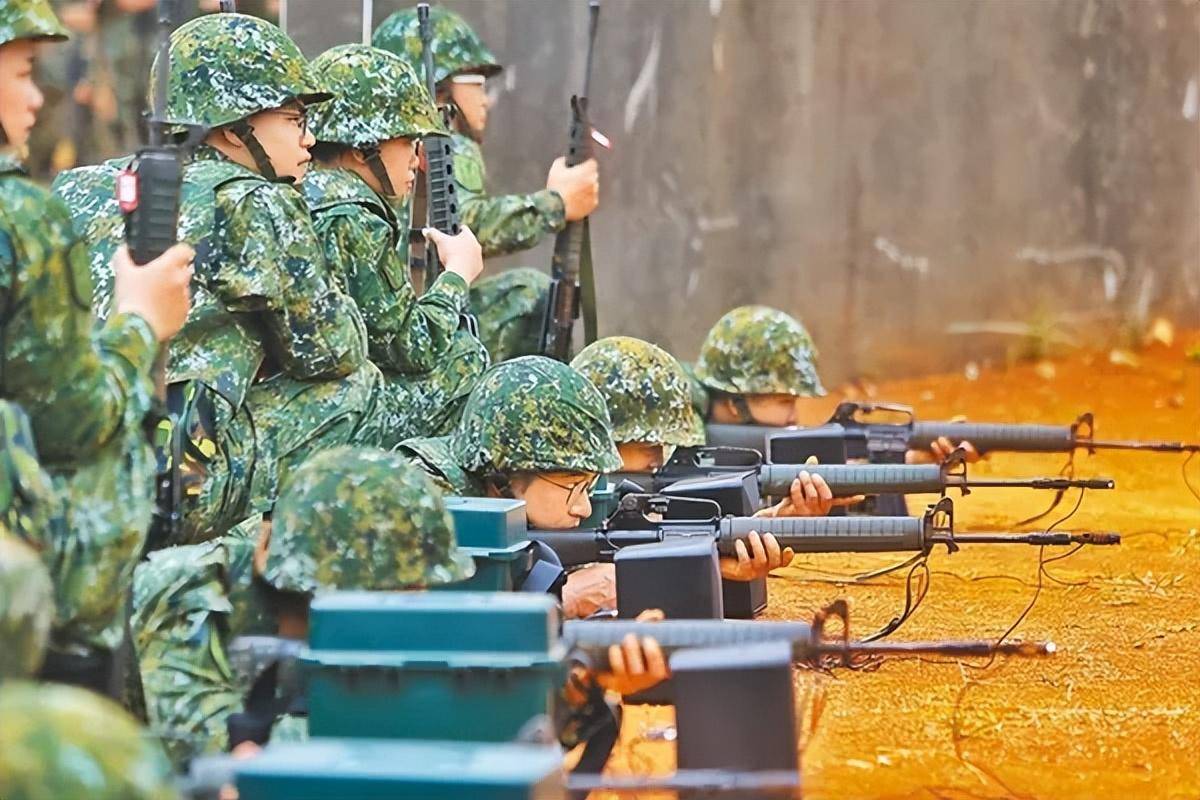 不许两岸统一？美军给台当局出“毒计”：3000名台湾士兵整装待发