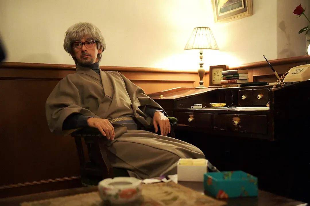 《适合我的酒店》新人作家加代子，逆境出道，凭创意野心辟新径