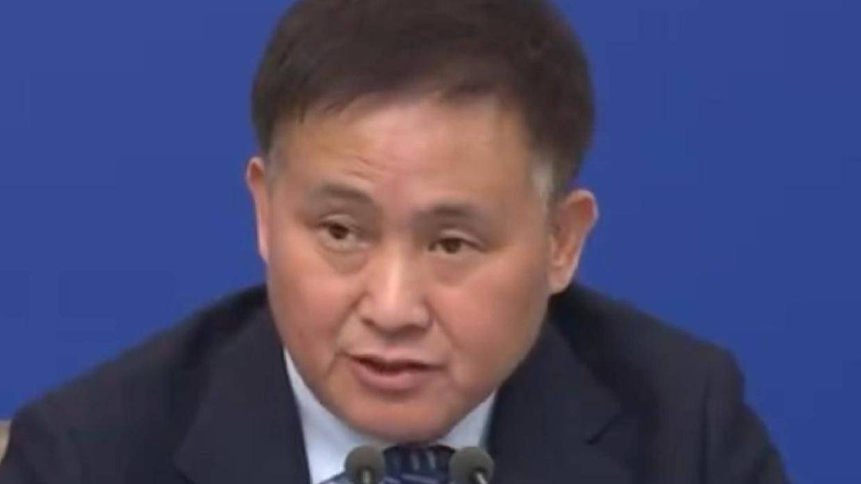 央行行长潘功胜：今年将择机降准降息