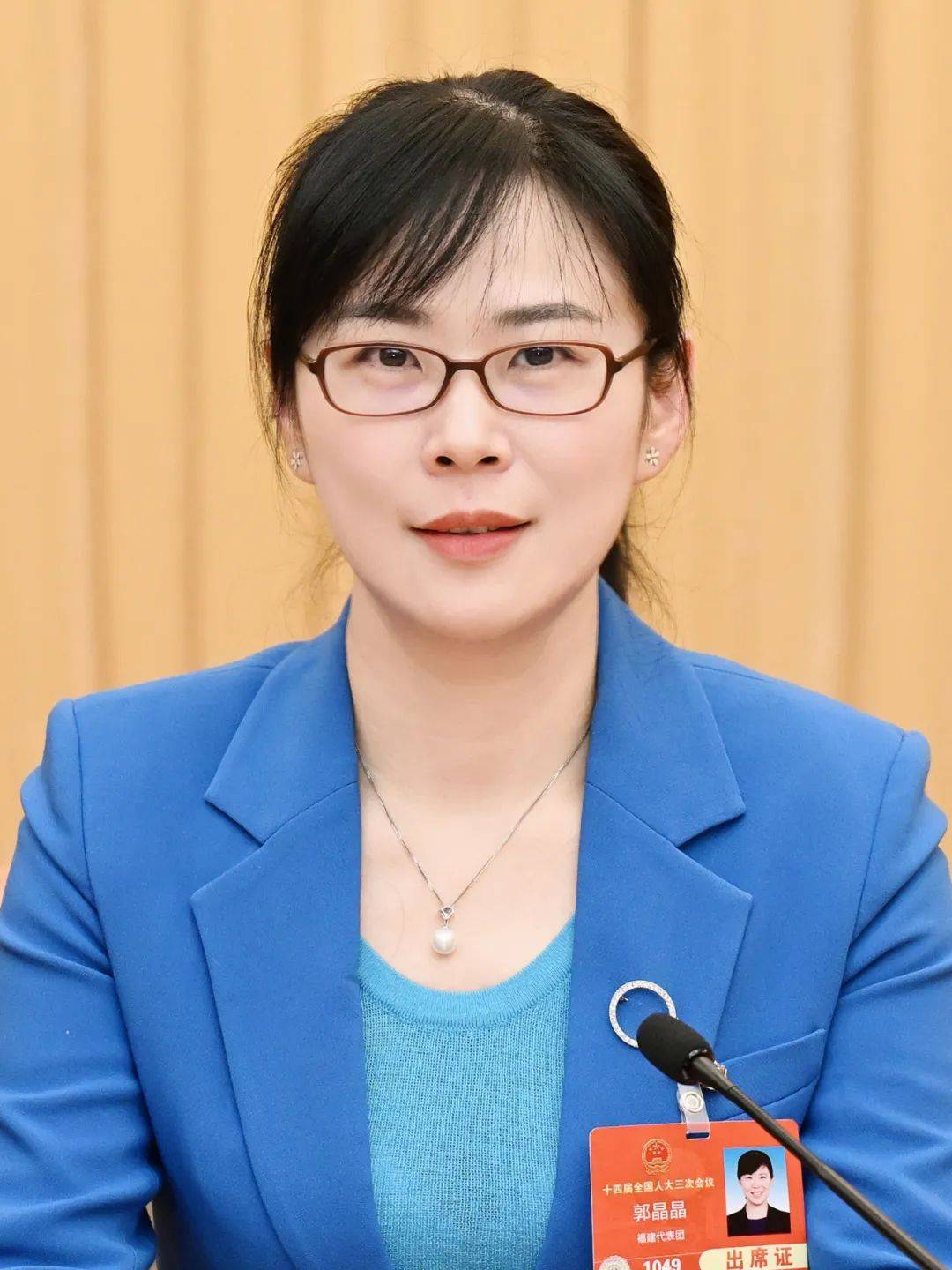 郭晶晶代表：加强基层基础建设要重视人才培养