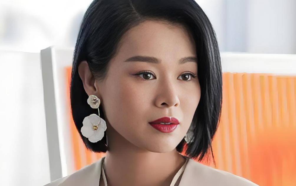 细看42岁孙俪和45岁胡杏儿 , 才明白 , 为何收视女王会输给tvb视后！