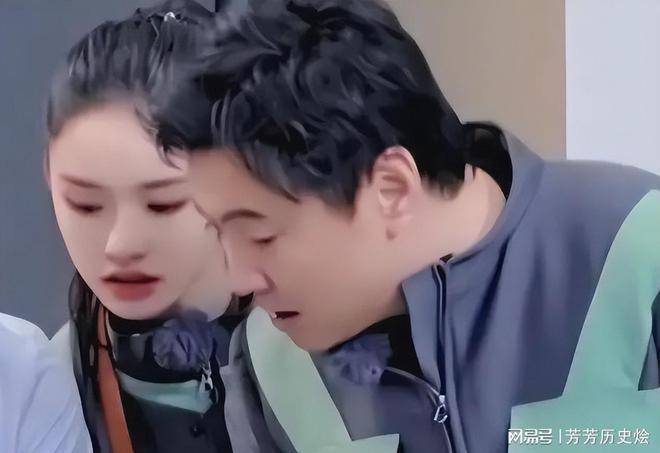 月嫂晒林允合照后续林允发律师函月嫂删动态未来一堆麻烦事(图1)
