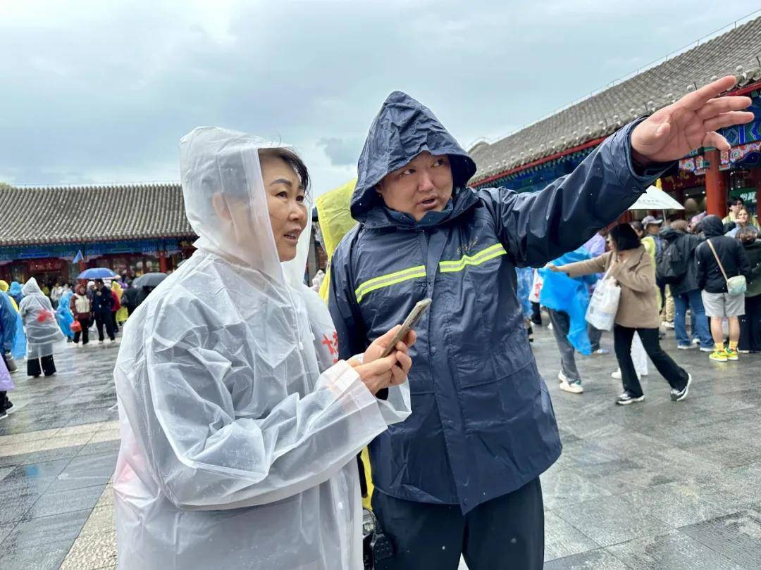 延庆八达岭长城上的“多彩”守护——