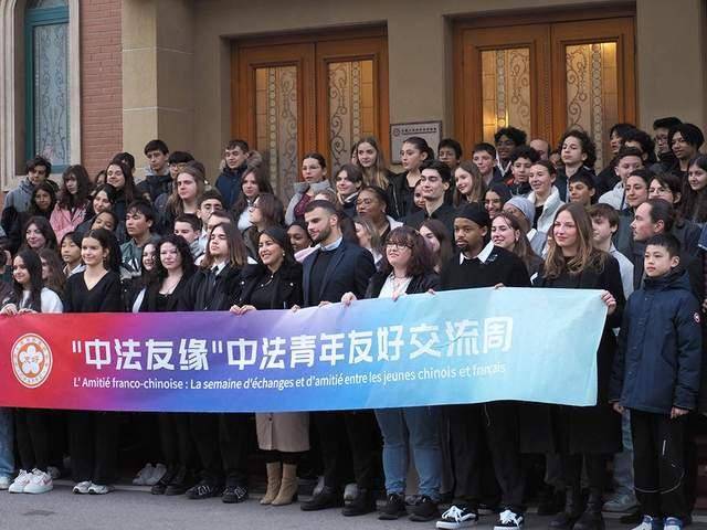 阵风被歼10击落后，法方邀董军上门会谈，美方这才意识到情况不妙