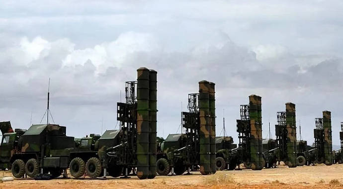 枭龙一举摧毁S-400导弹！中国曾210亿购买6个营，钱白花了吗？