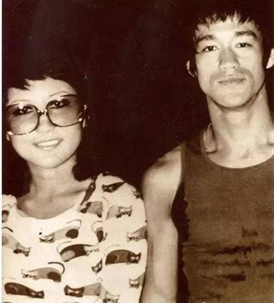 深度还原李小龙之死：丁佩42年后开口，是还原真相，还是甩锅？