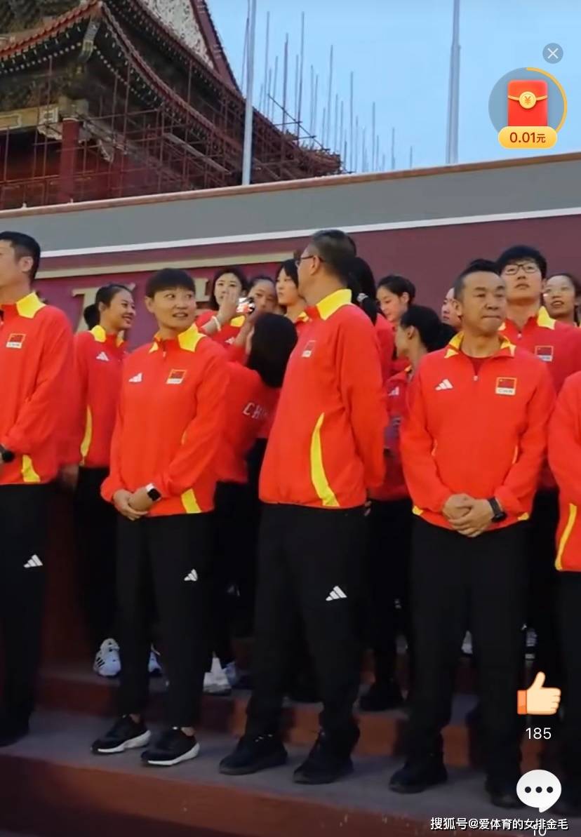 原创             杨昊：队员们就像01年的我们！女排选人复刻黄金一代，能否成功？