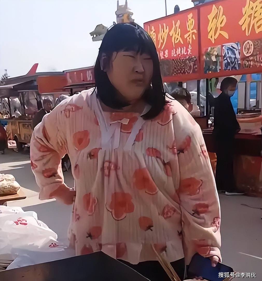 朱家有女初长成，大衣哥26岁女儿开店当老板，不少人纷纷上门提亲