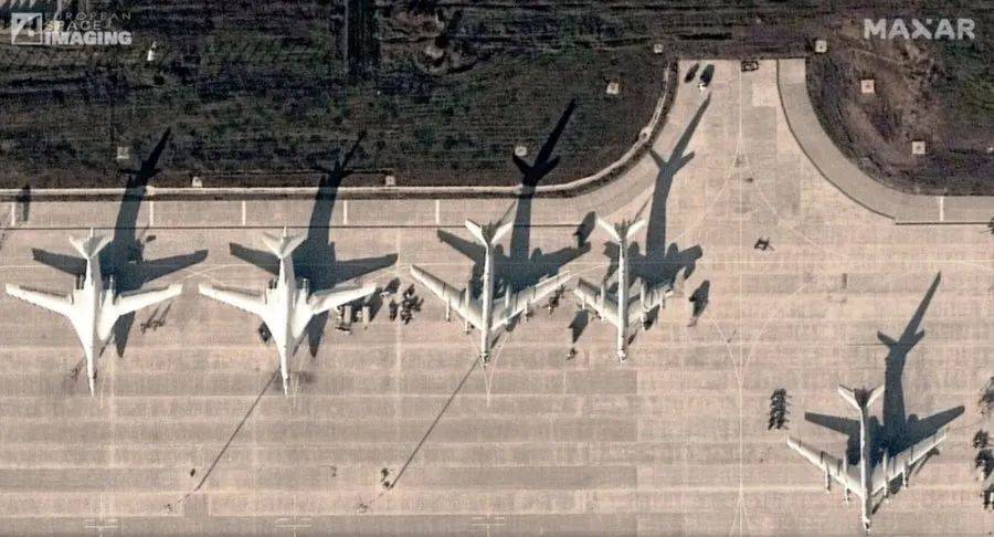 乌方突然改口：41架变成12架，迪亚吉列沃空军基地毫发无伤！