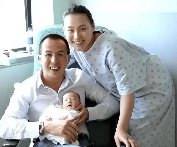 36岁梁洛施又谈恋爱了，男方演过《天龙八部》游坦之，两人甜蜜似老夫老妻