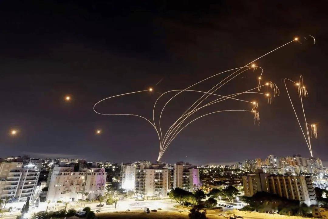 自称击落以色列5架F-35？各种挨炸的伊朗防空部队为啥这么拉胯？