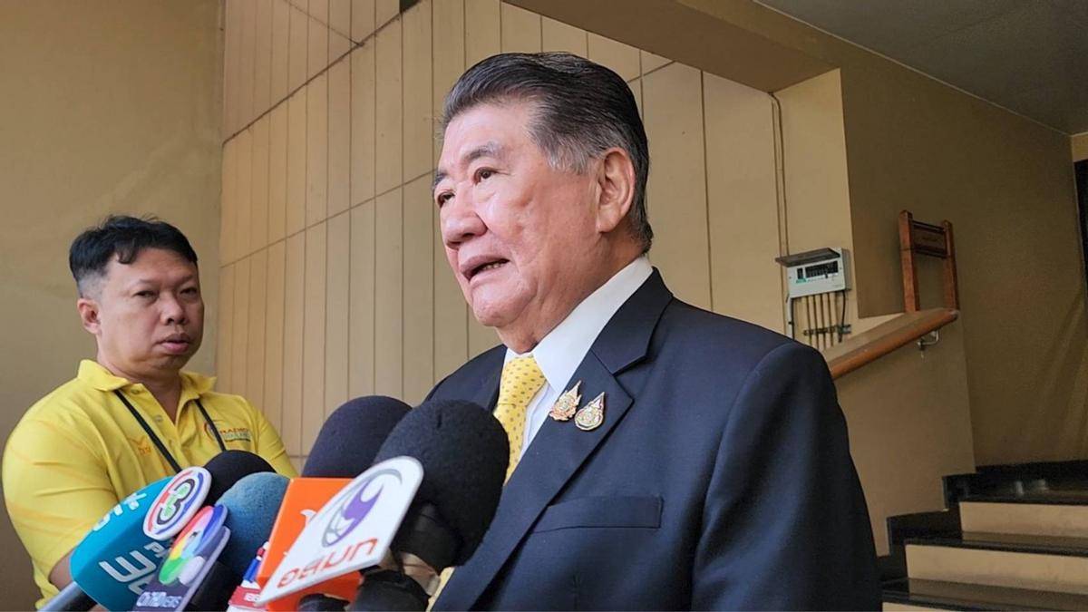 g27文:泰国局势骤变！72小时内换3位总理，留给佩通坦的选择不多了