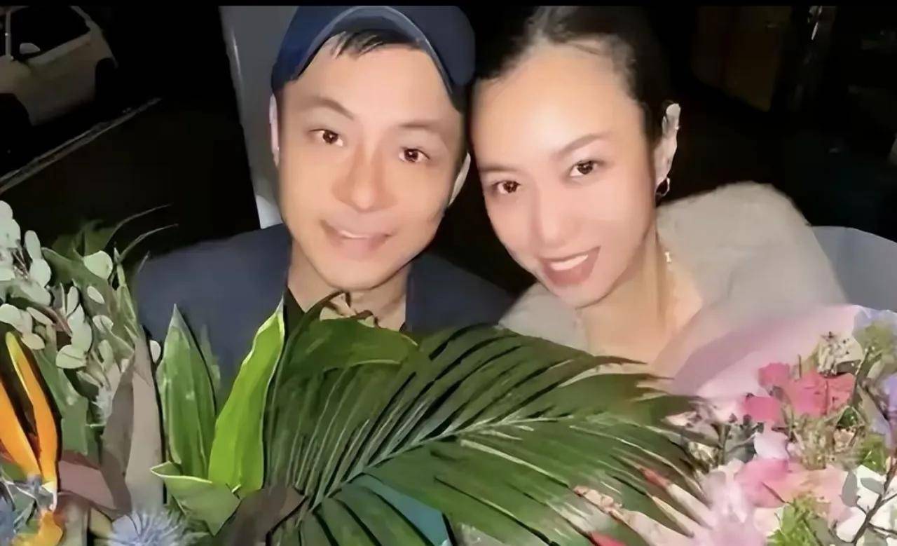 郭晶晶在小叔子婚礼上忙前忙后，如此高明的表现 难怪能在霍家立足