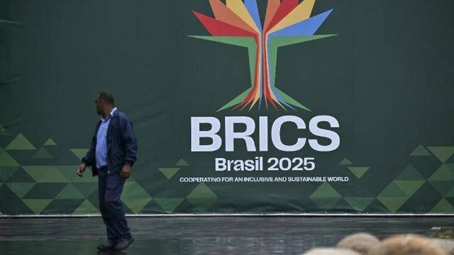 印度对美加税120%，中俄成助力？特朗普通告全球：别跟着金砖反美