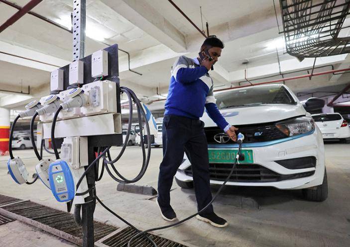 印度战败2个月后，指责中国让新德里遭受痛苦，还抱怨稀土资源不足。