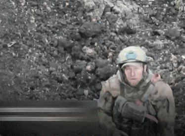 网上热议！史上首次人类士兵向机器人投降？那我这些案例是啥？