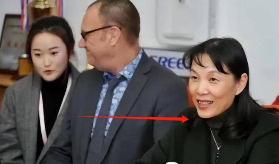 杜建英这个人，完全不经扒！当年协议中，拿到的实际好处相当丰厚