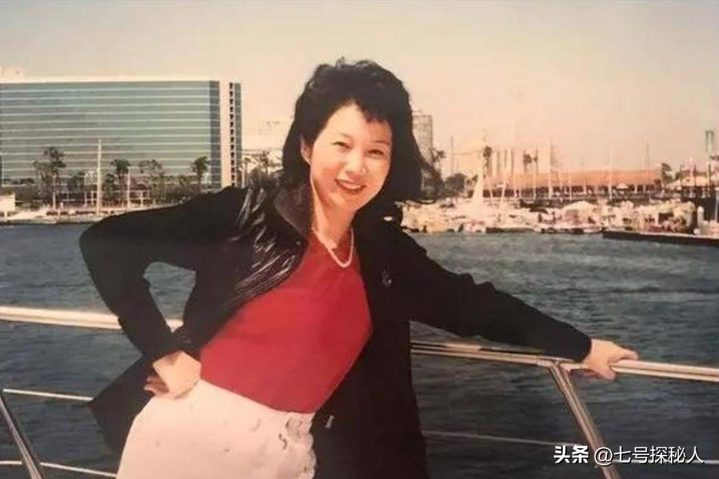 被丈夫满文军送进监狱，囚禁256天的李俐，为何出狱后7年才离婚？
