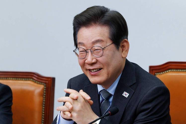 阅兵到底来不来？李在明开始“支支吾吾”，中方送给韩国四个字
