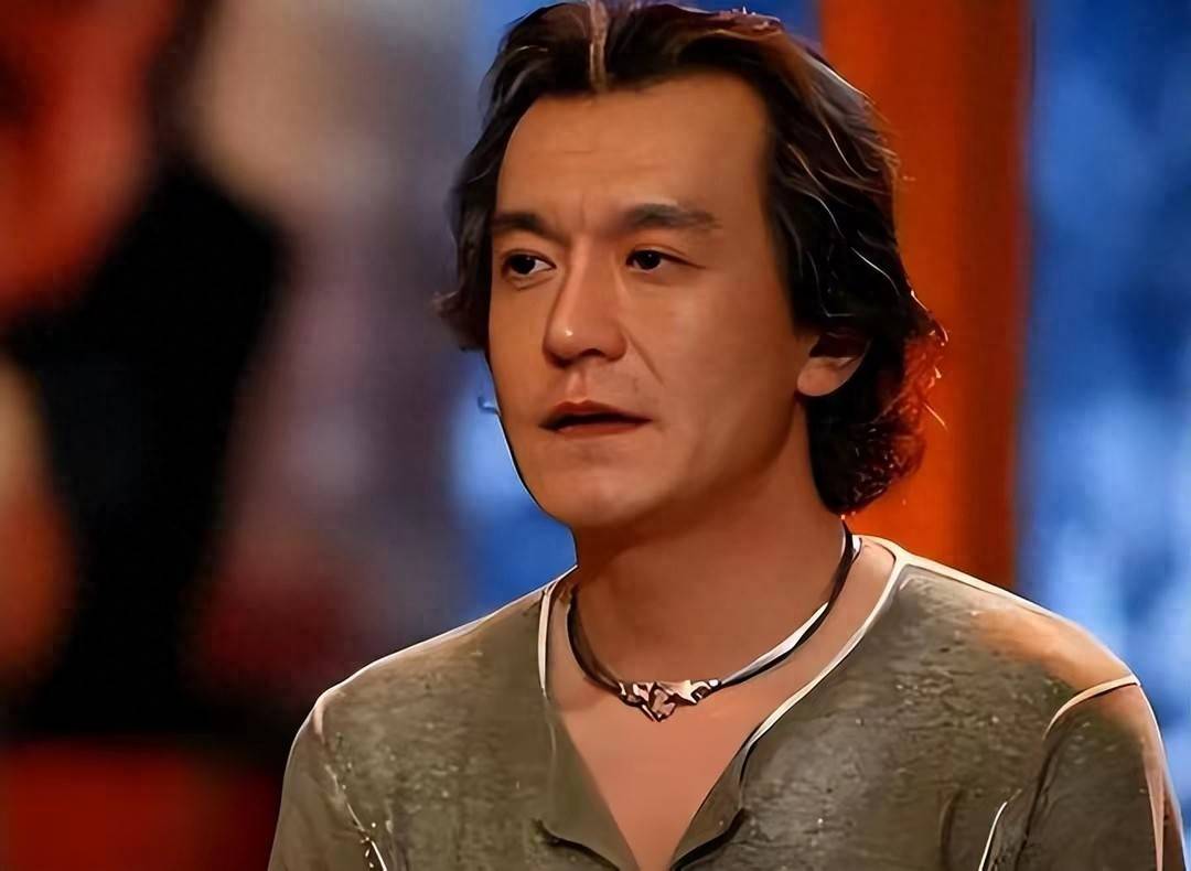 原来误会李咏了！七年前葬身美国背负骂名，真实原因让人泪目