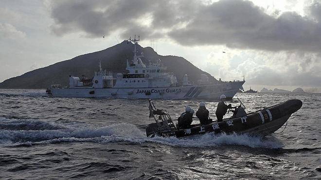 海警依法驱离日非法进入我钓鱼岛领海船只，捍卫领土主权不可侵犯